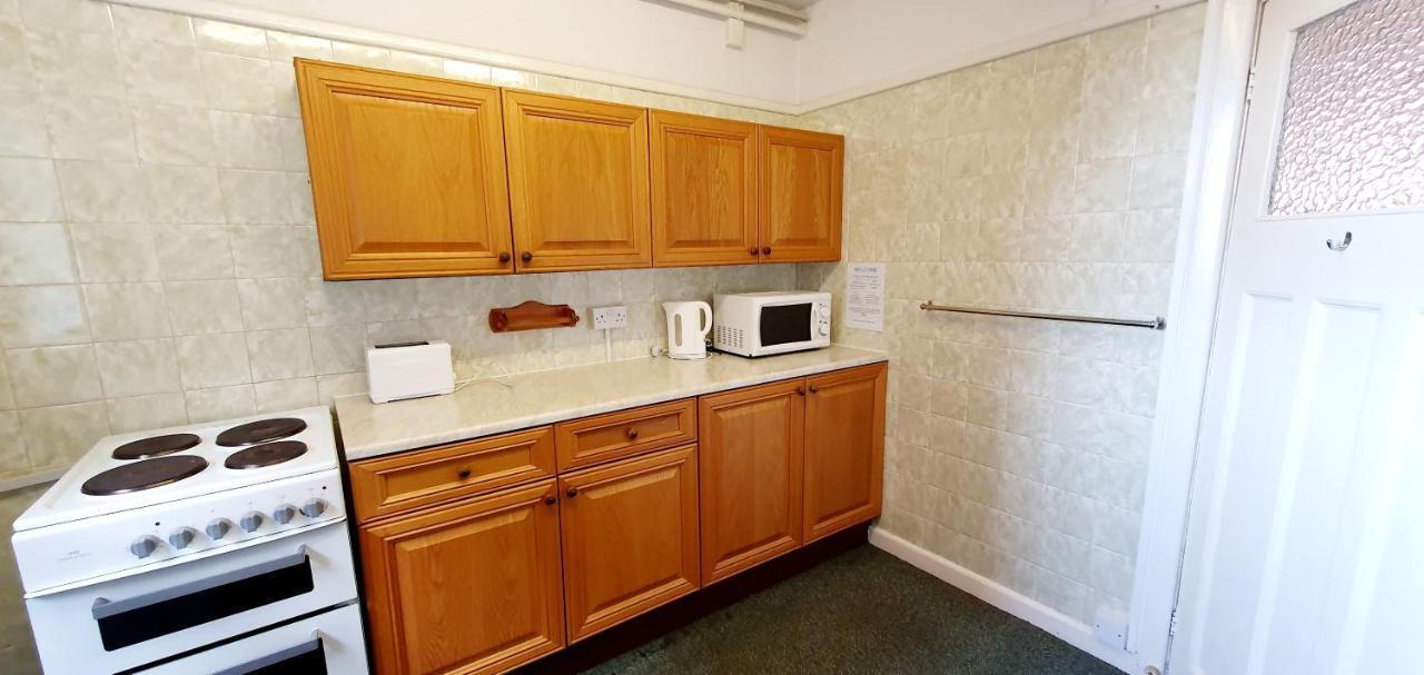 Beach Court Holiday Apartments Скегнесс Экстерьер фото