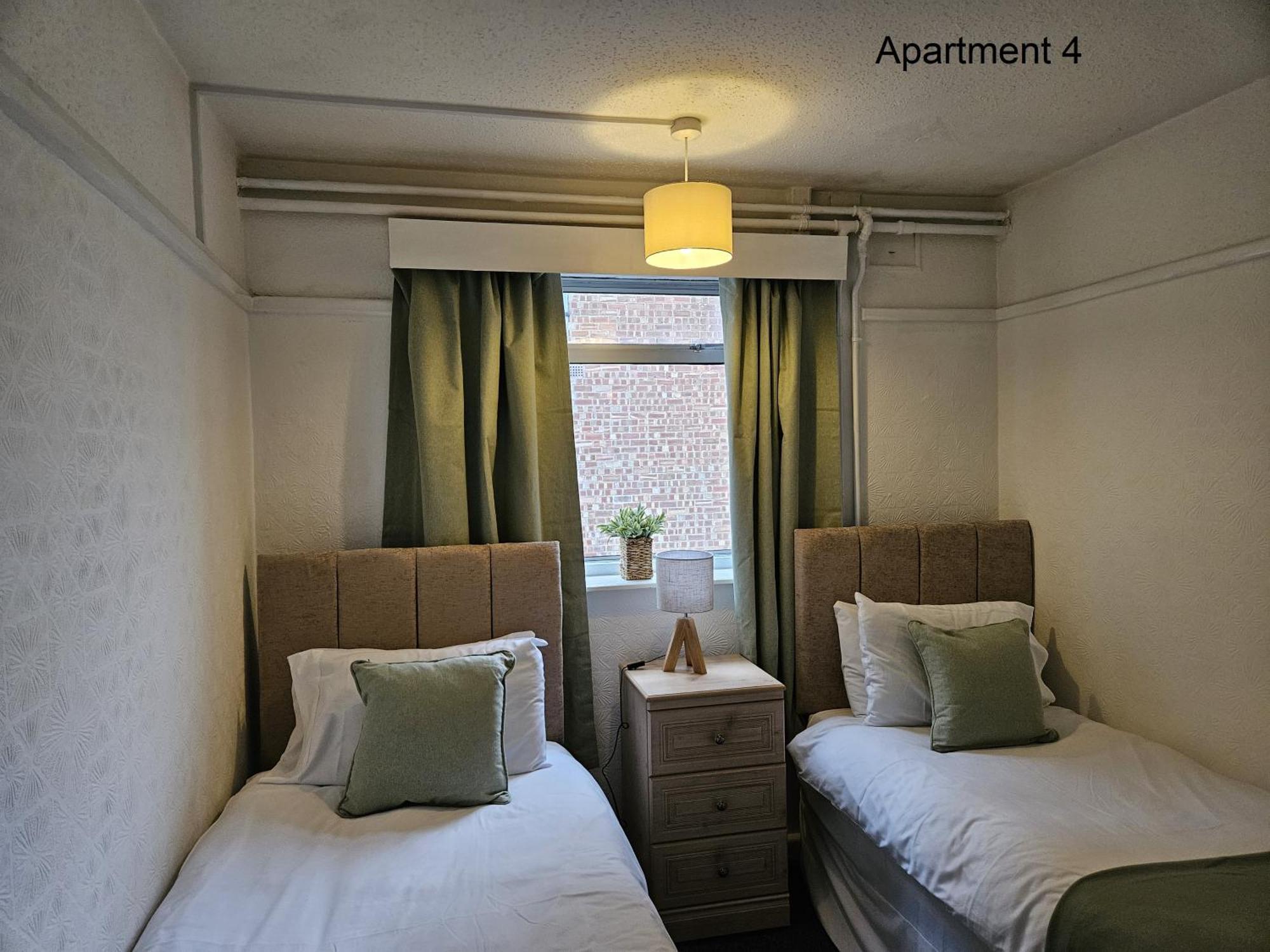 Beach Court Holiday Apartments Скегнесс Экстерьер фото