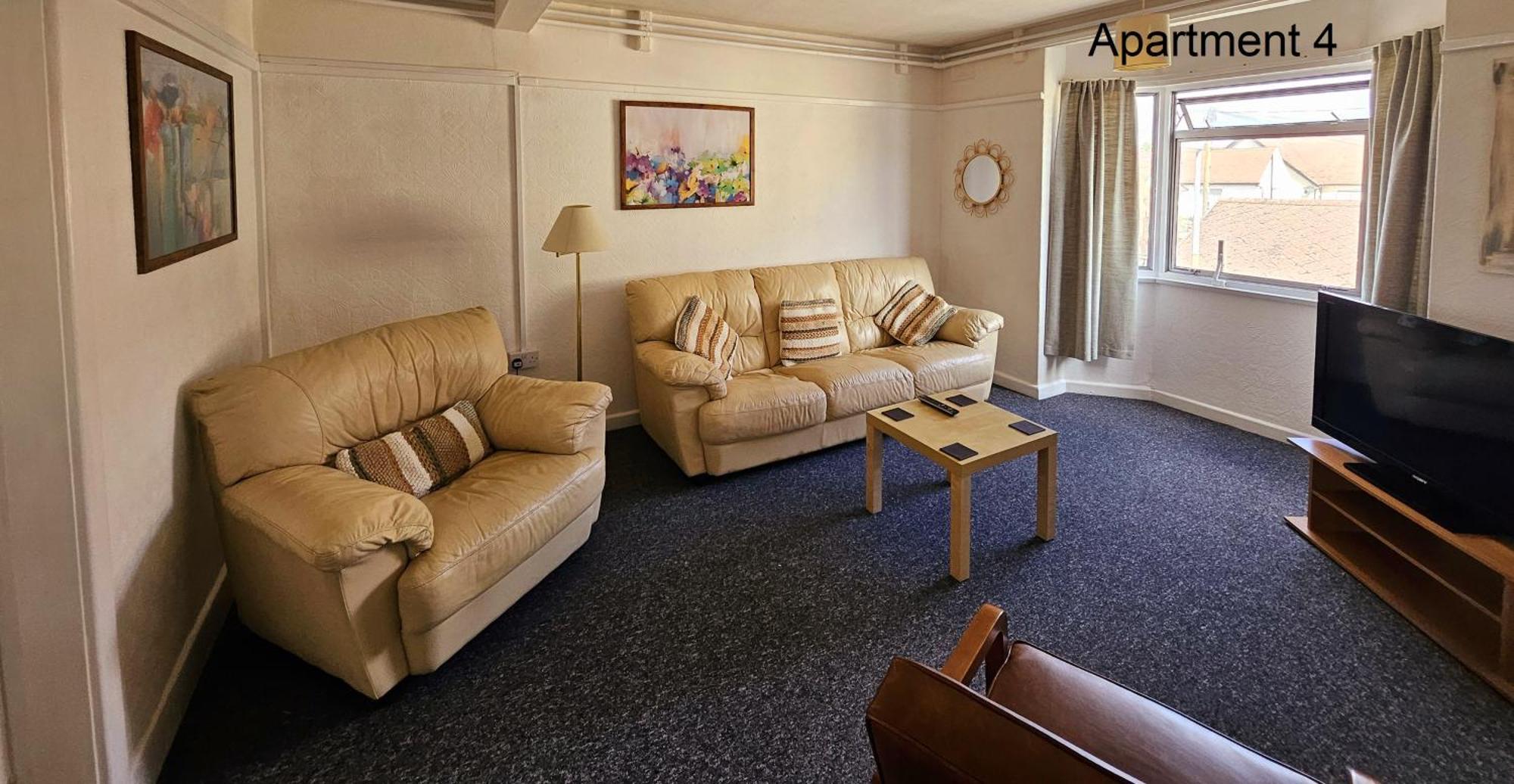 Beach Court Holiday Apartments Скегнесс Экстерьер фото